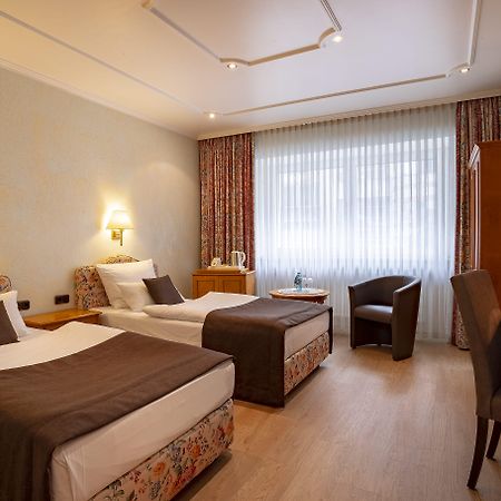 פרנקפורט Villa Westend Hotel An Der Messe מראה חיצוני תמונה